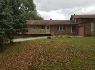 16955 Mennell Rd, Grafton, OH 44044