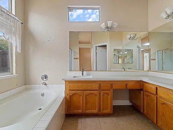 8862 Laguna Star Dr — Photo 21