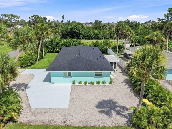 101 Riverview Ave, Englewood, FL 34223