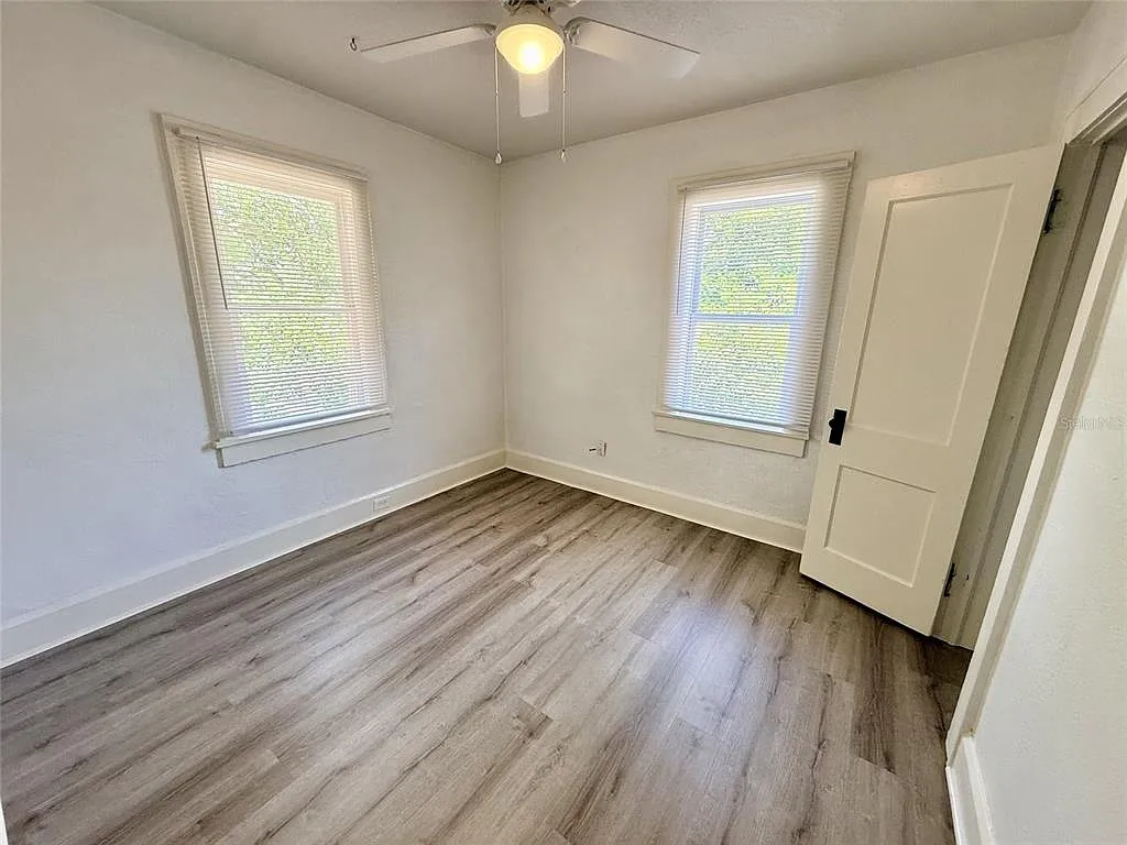 2 bed, 1.0 bath, 766 sqft, $2,049 — Photo 3