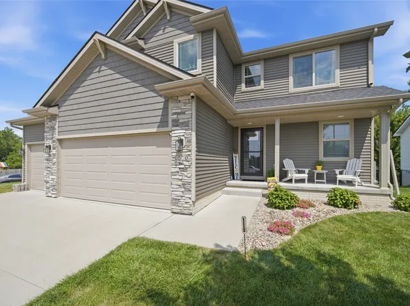 6510 Sunlight Dr, Pleasant Hill, IA 50327