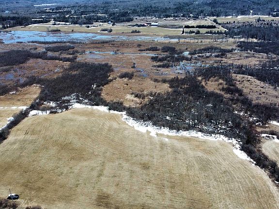 2nd image of Beaver Meadow Rd