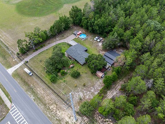 2nd image of 261 Ishie Ave