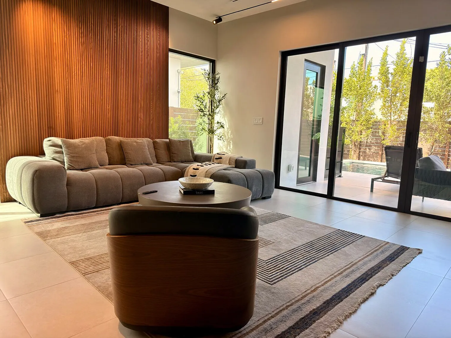 4 bed, 4.0 bath, 2497 sqft, $21,724 — Photo 1