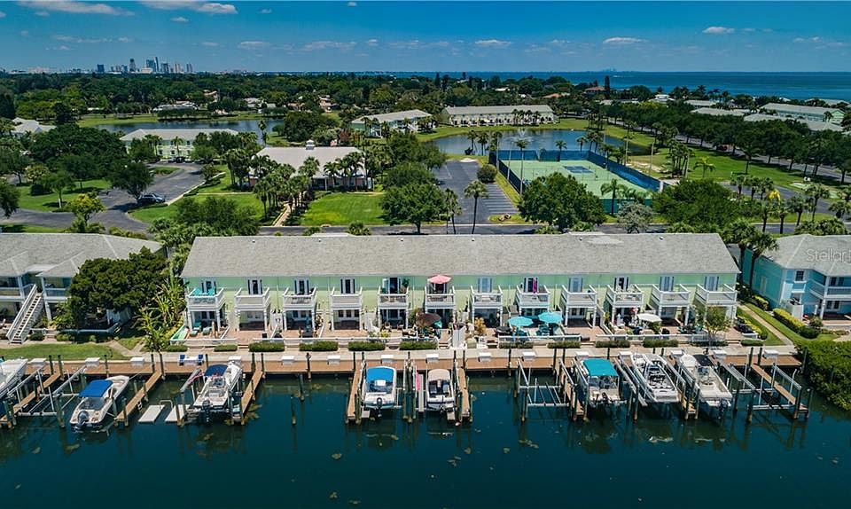 1st image of 4921 Cobia Dr SE
