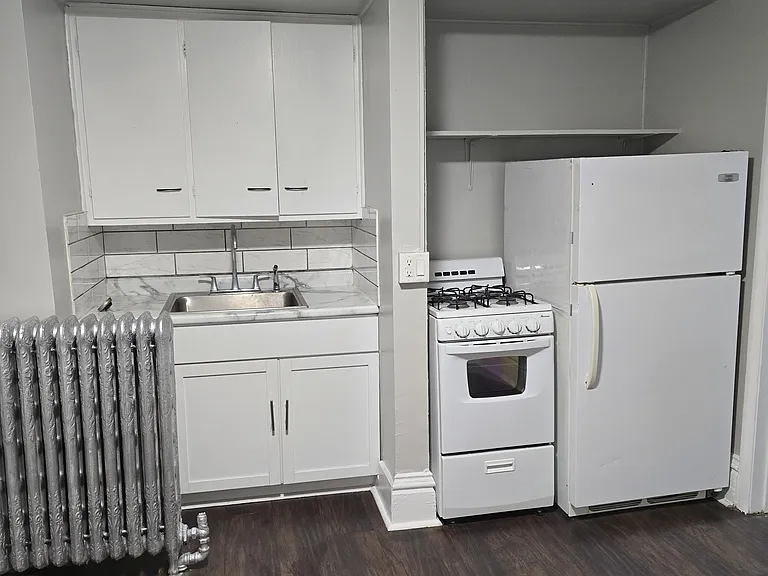 3407 5th Ave #5 — Photo 1
