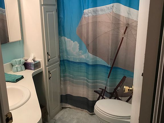 Guest Bath 