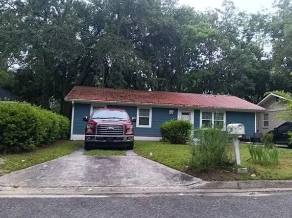 35 Wesley St, Savannah, GA 31406