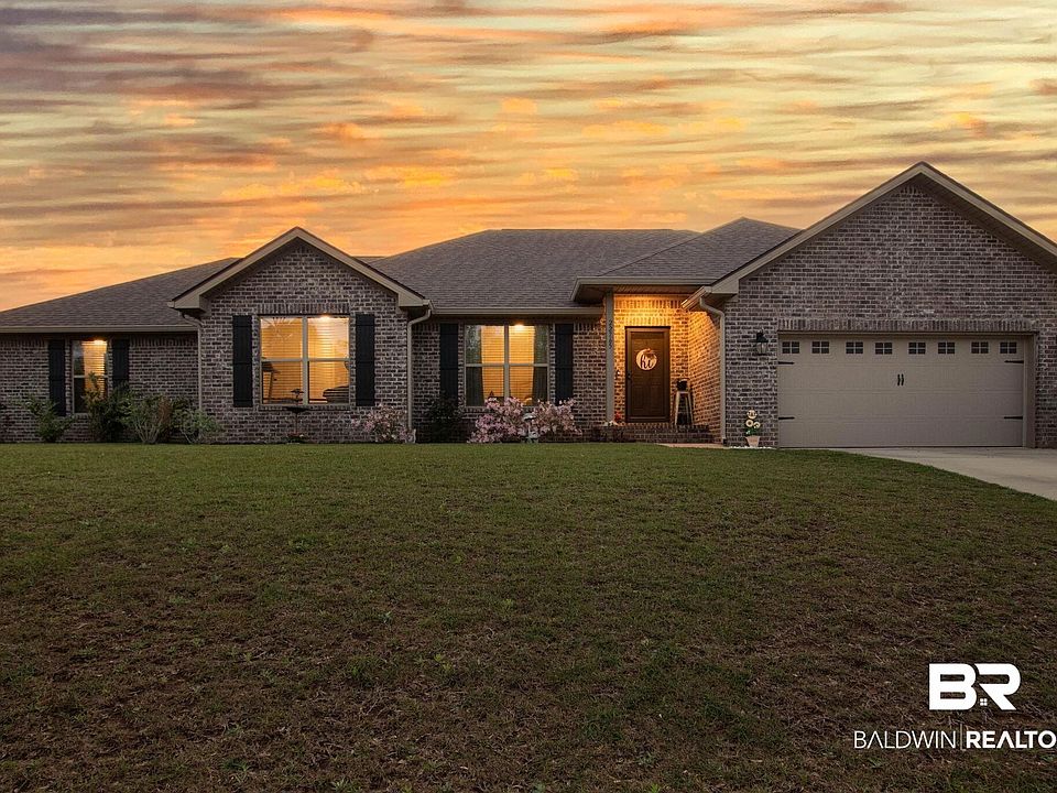 1st image of 22765 Ridgewood Dr