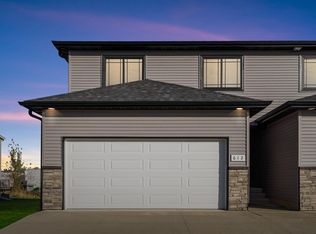 612 Grindstone Cir, Waterloo, IA 50702