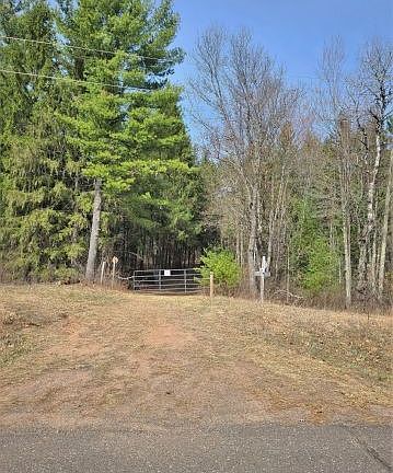 3rd image of 26xxx W Benoit Lake Road