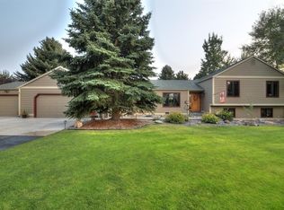 8400 Wagon Boss Rd, Bozeman, MT 59715