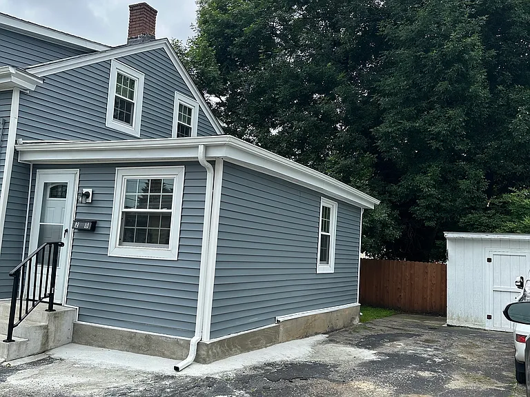 2 Adelaide Ave #B — Photo 23