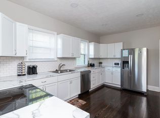 1011 S 33rd St, Omaha, NE 68105