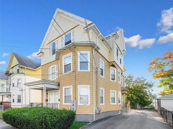 80 Greene St, Pawtucket, RI 02860