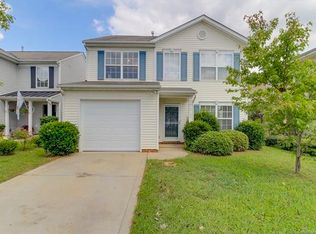 2108 Pawpaw Ln, Charlotte, NC 28269