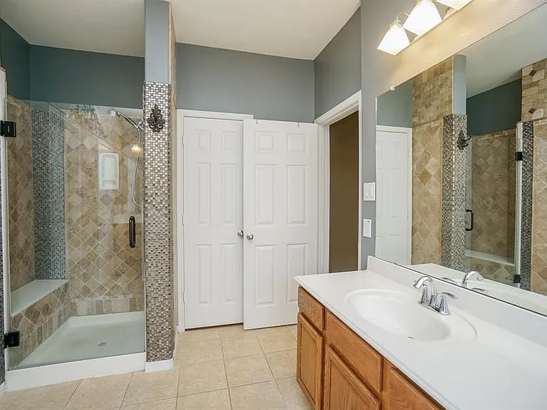 3211 London Ln — Photo 14