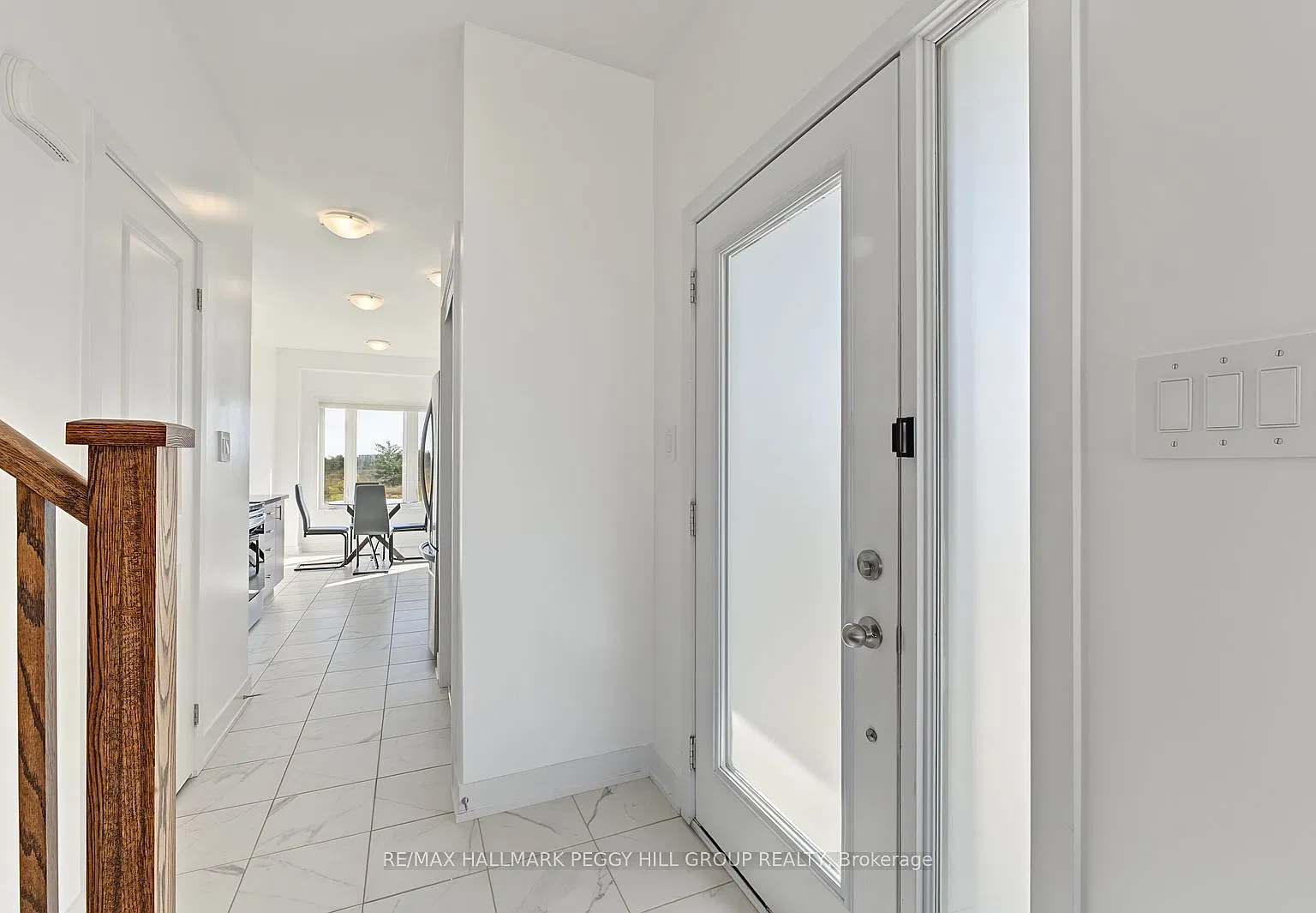 3 bed, $3,000 — Photo 3