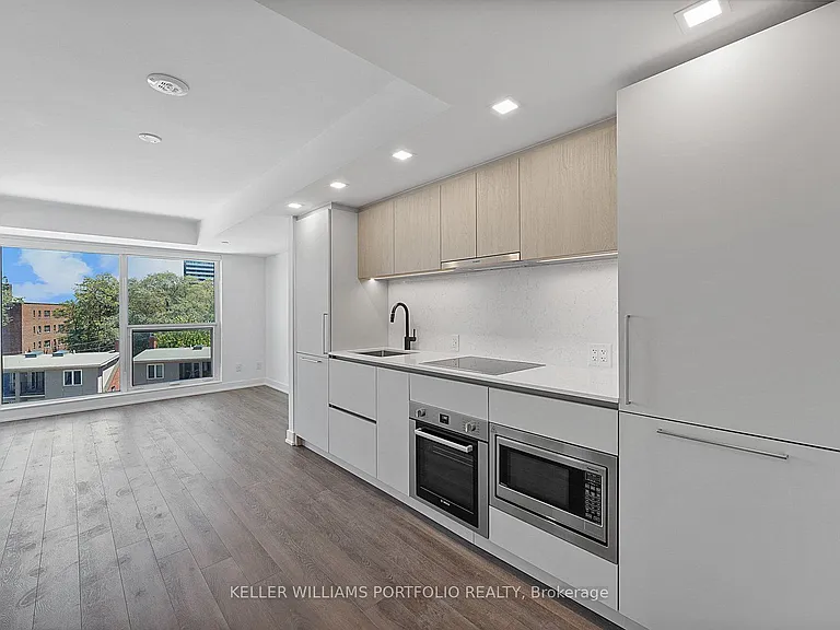 609 Sherbourne St #407 — Photo 4