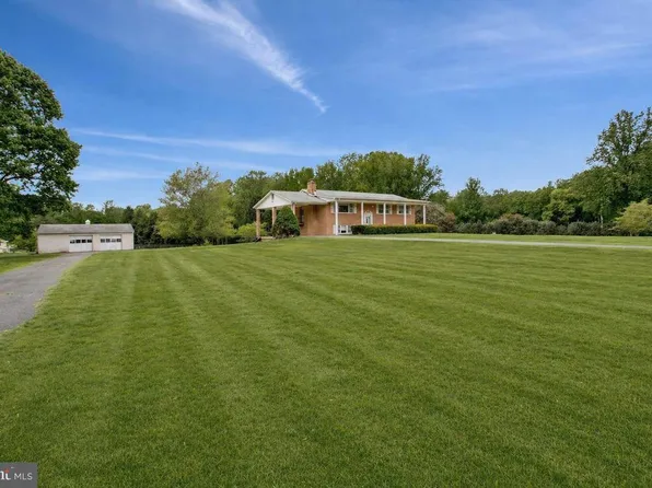 10700 Ward Rd, Dunkirk, MD 20754