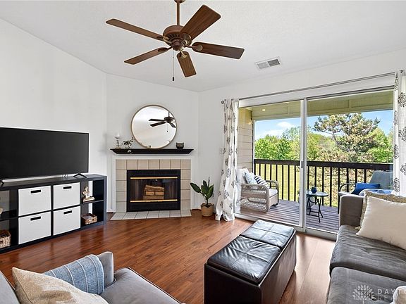 2nd image of 148 Mallard Glen Dr APT 8
