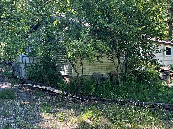 4th image of 11758 Deer Crossing Ln