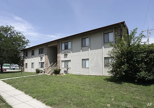 311 3rd St Photo 1