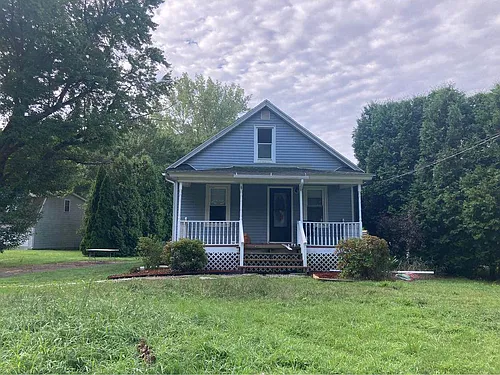 62 Cooley Ave Photo 1
