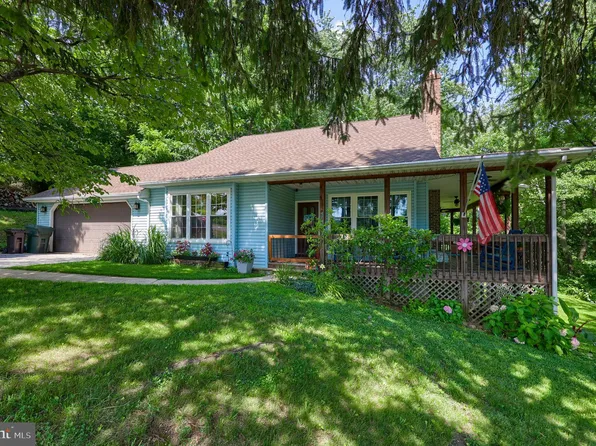 4745 Fake Rd, York, PA 17406