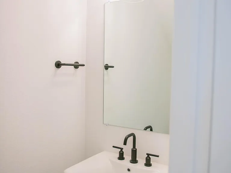 7517 Regal Ln — Photo 22