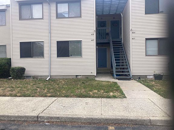 2nd image of 610 Noahs Rd APT 407