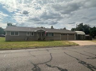 919 26th St, Woodward, OK 73801