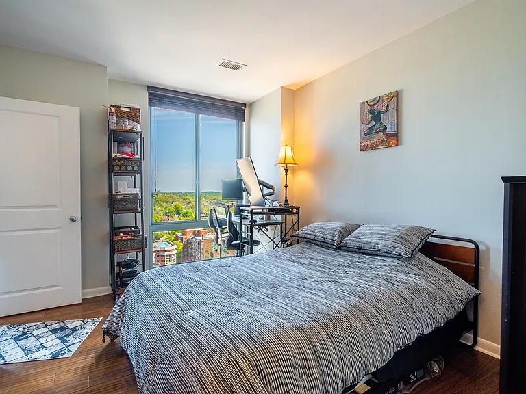 851 N Glebe Rd #2014 — Photo 16