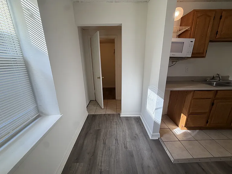 786 Summit Park Ave #201 — Photo 2
