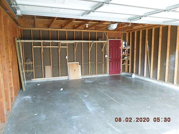 4th image of 23021 E Colt Ln