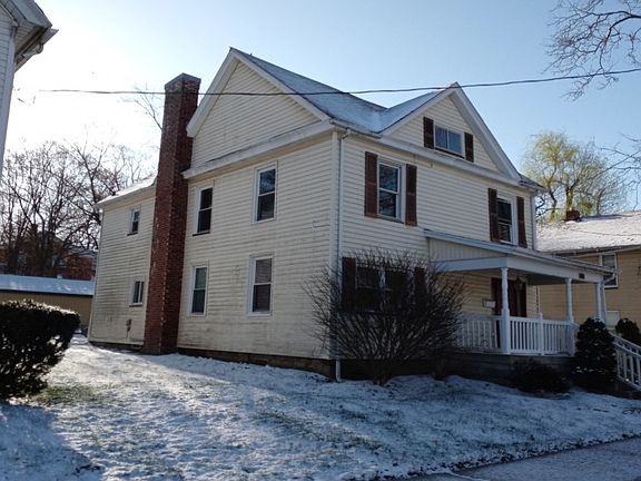 3rd image of 178 Woodland Ave