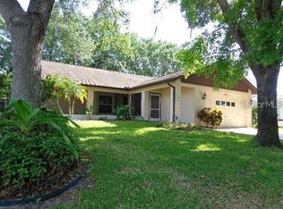 3936 Tarpon Pointe Cir, Palm Harbor, FL 34684