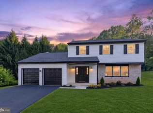 127 Governors Cir, Downingtown, PA 19335