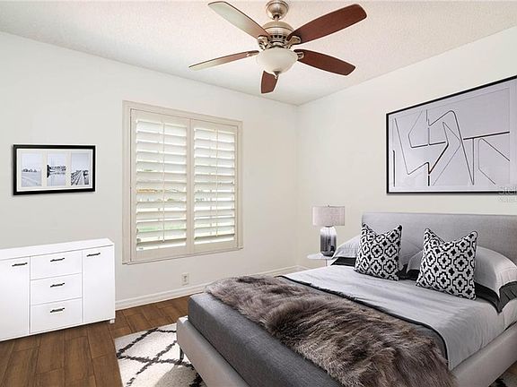 5th image of 11106 Windpoint Dr
