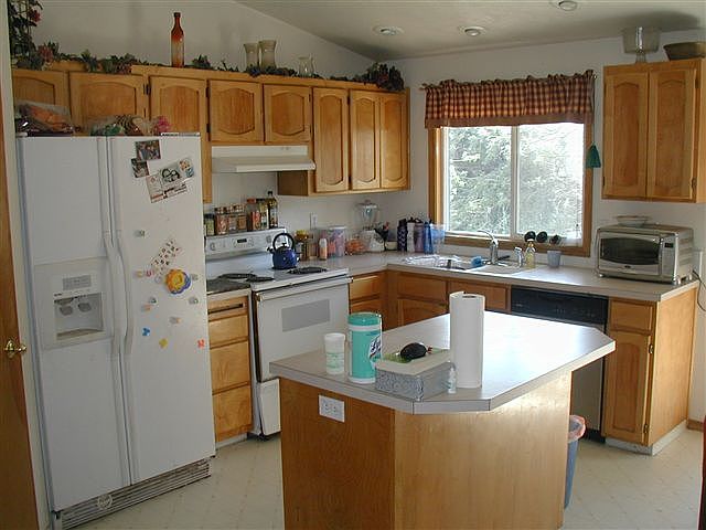 2nd image of 1579 S Stormy Dr