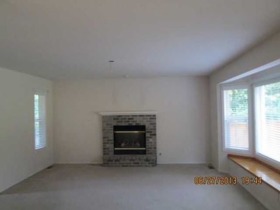 2nd image of 6721 NE Whidbey Dr
