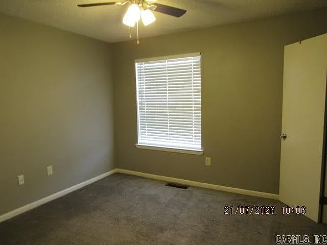 1230 Clifton St #9 — Photo 9