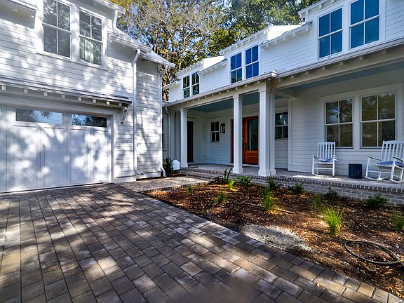 4th image of 1450 Barbara St