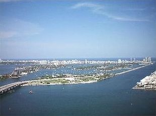 2nd image of 900 Biscayne Blvd APT 2209