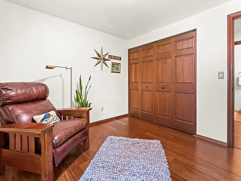 5329 Charleton Ct — Photo 25