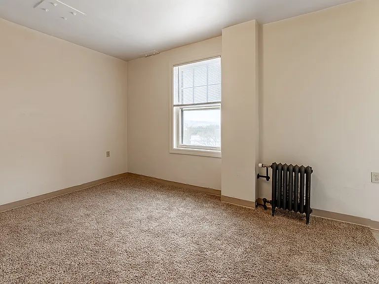 519 Washington St SE — Photo 14