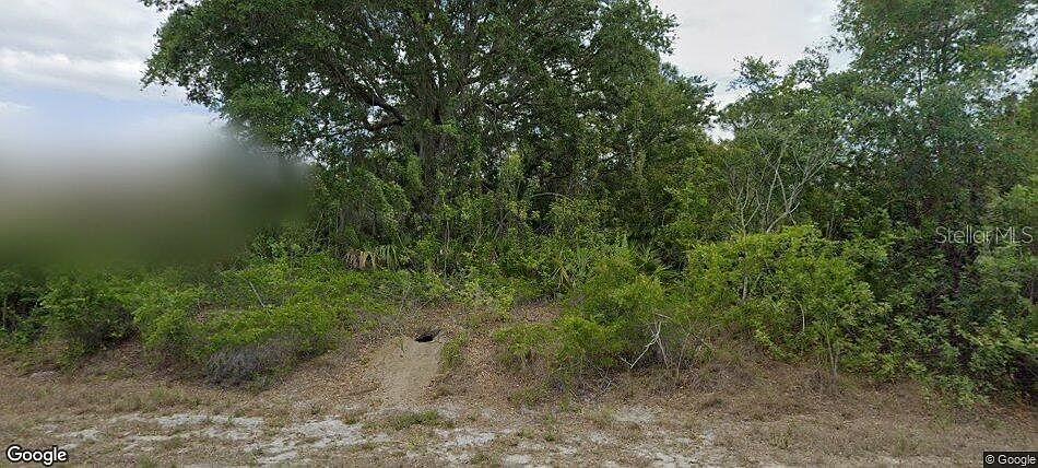 2nd image of 3316 Liberty St #39