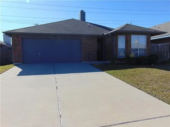 834 W Colony Dr, Arlington, TX 76001
