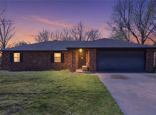2706 S 43rd Pl, Springdale, AR 72762