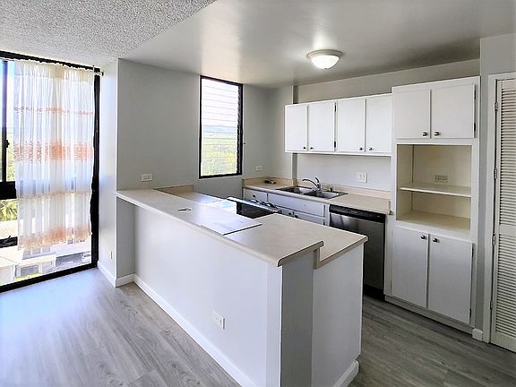 2nd image of 3070 Ala Ilima St #704-1
